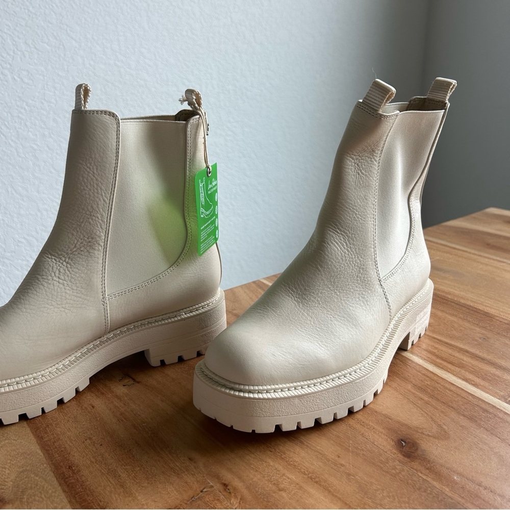 New Sam Edelman Laguna Chelsea Leather Boots - Picture 3 of 5